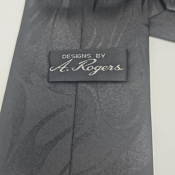 A Rogers Mens Novelty Tie Black Art Set 1997 Paint Brushes 54" - Picture 5 of 6